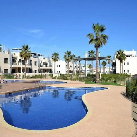 New Luxury Detached Villa With Pool At Beach Пілар-де-ла-Орадада Екстер'єр фото
